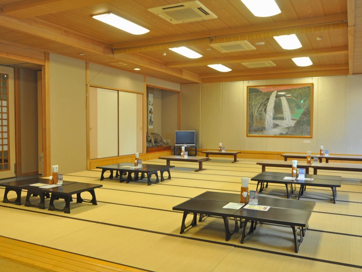 Imperial Resort Tsujun Sanso Kamimashiki ภายนอก รูปภาพ